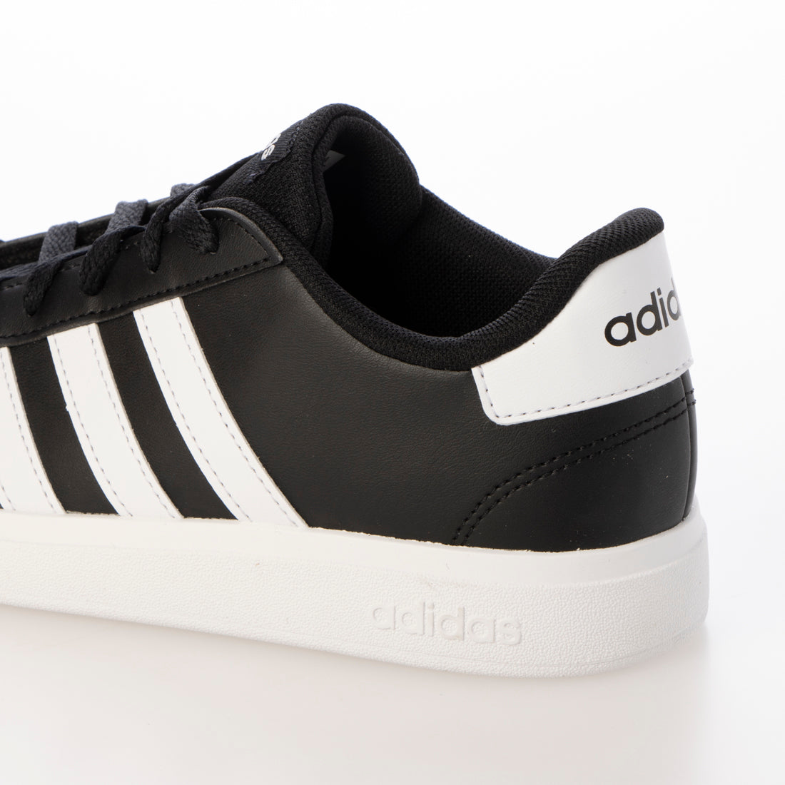 アディダス adidas GRANDCOURT 2.0K