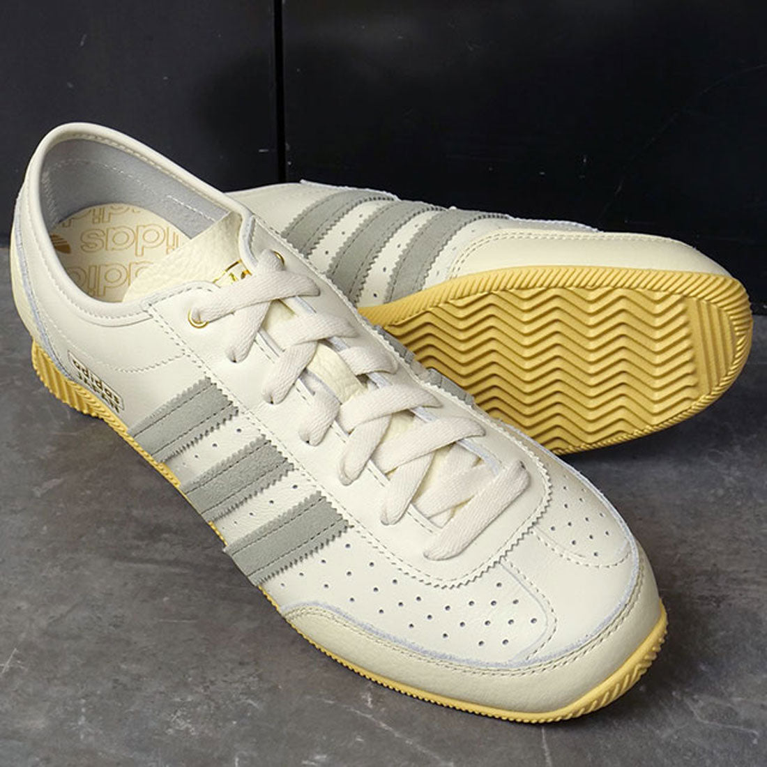 アディダス adidas JAPAN DECON W オフホワイト/シルバーペブル/オレンジティント [ONR69/JQ8409] （オフホワイト/シルバーペブル/オレンジティント） オフホワイト/シルバーペブル/オレンジティント