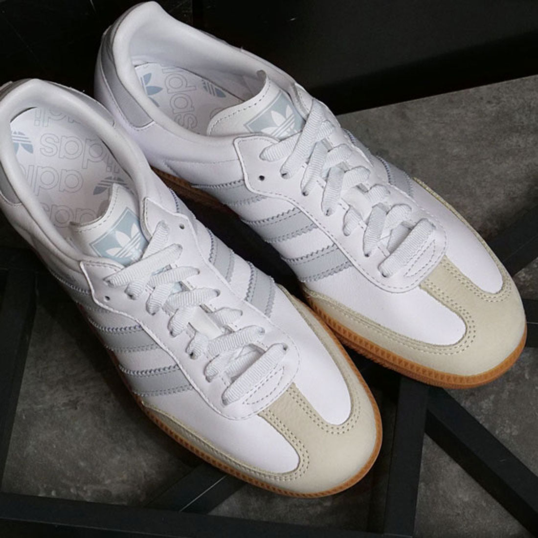 adidas gazelle silver green womens adidas SAMBA OG W Footwear White/Halo Blue/Off White [NKG95/IE0877 SS2