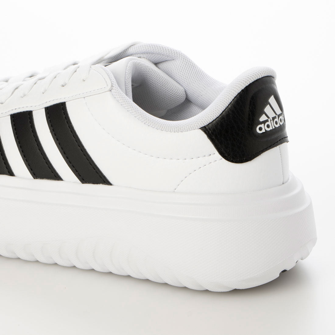 adidas　GRAND COURT PF W　IE1092