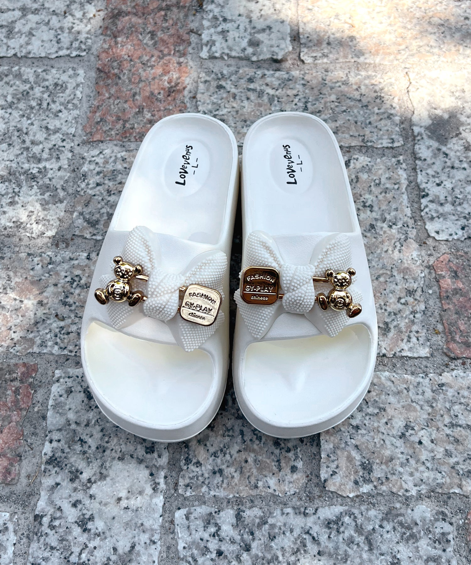 アドット adottona 【軽量】リボンモチーフつき厚底シャワーサンダル （WHT） WHT