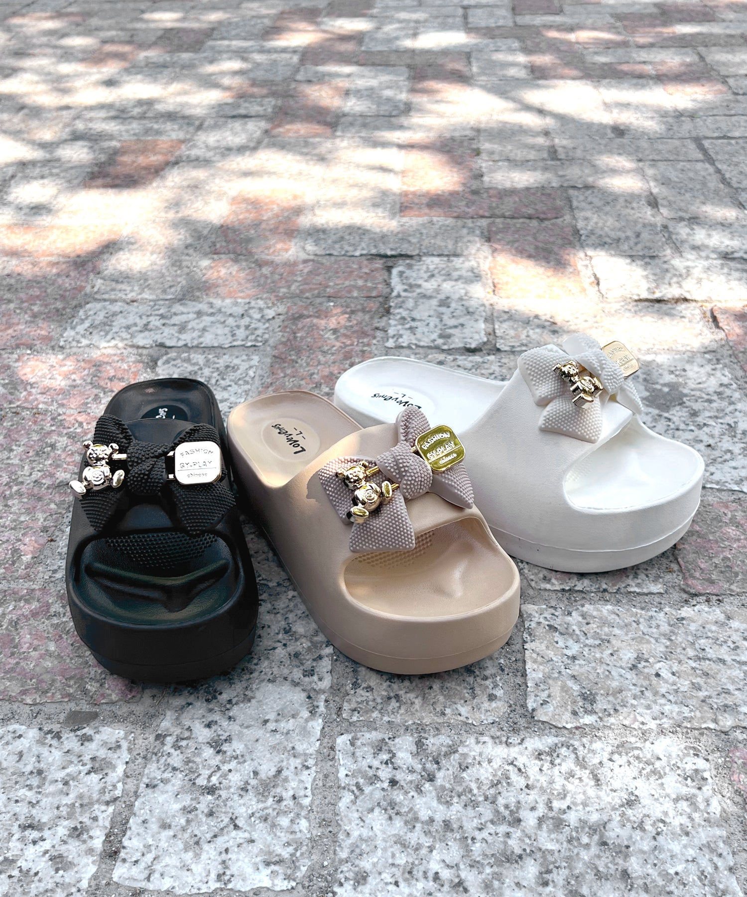 アドット adottona 【軽量】リボンモチーフつき厚底シャワーサンダル （WHT） WHT