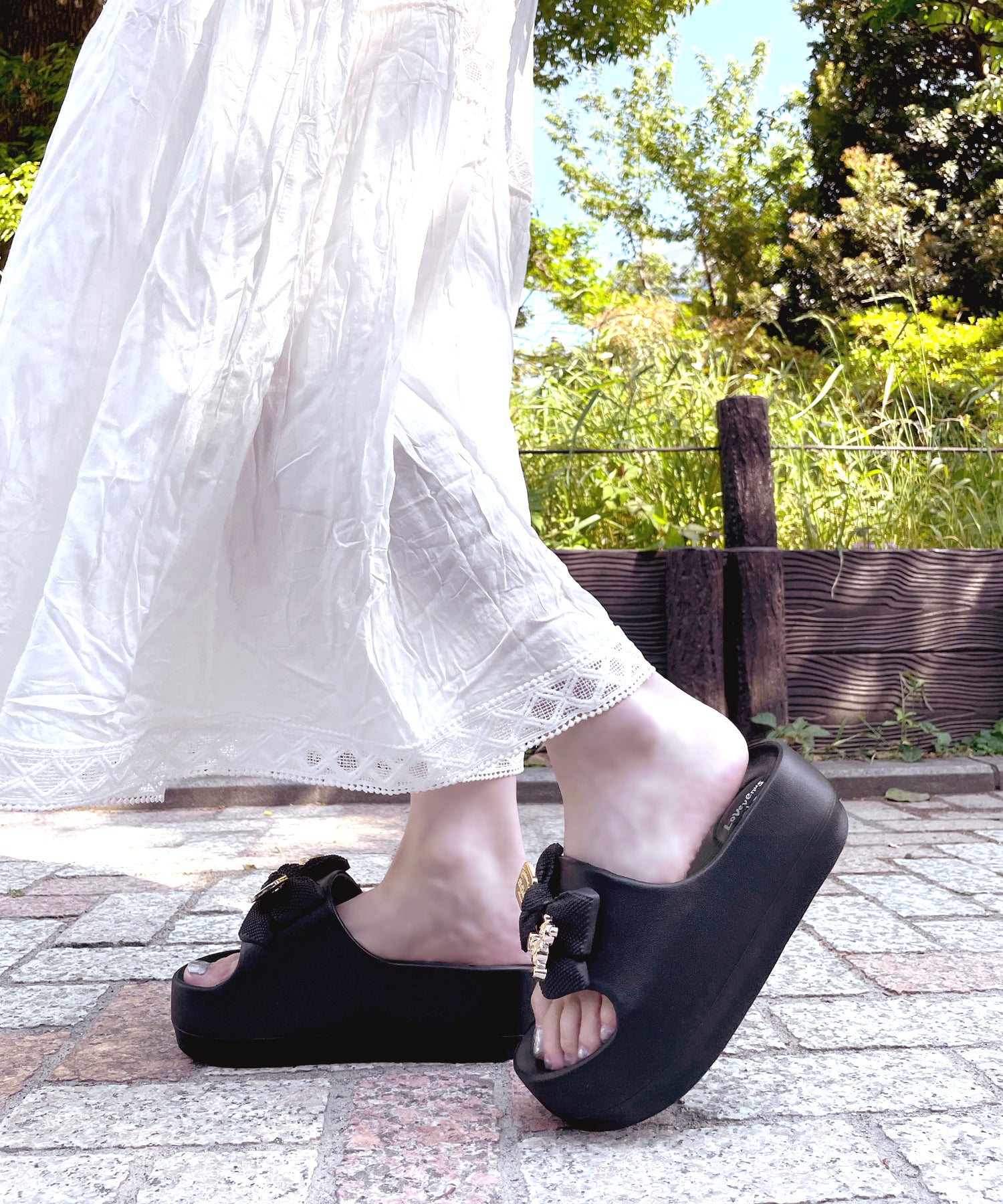 アドット adottona 【軽量】リボンモチーフつき厚底シャワーサンダル （BLK） BLK