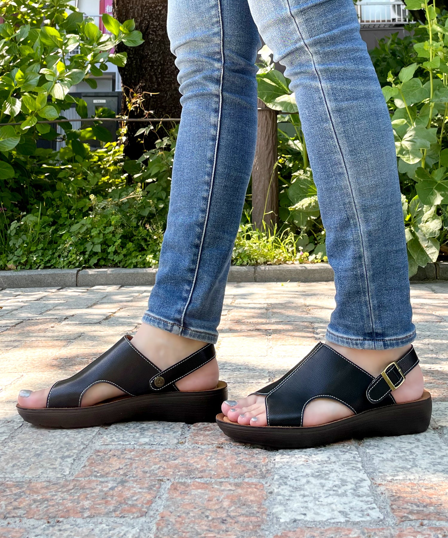アドット adottona 【2WAY】可動式ベルト軽量サボ【幅広ワイズ】 （BLK） BLK