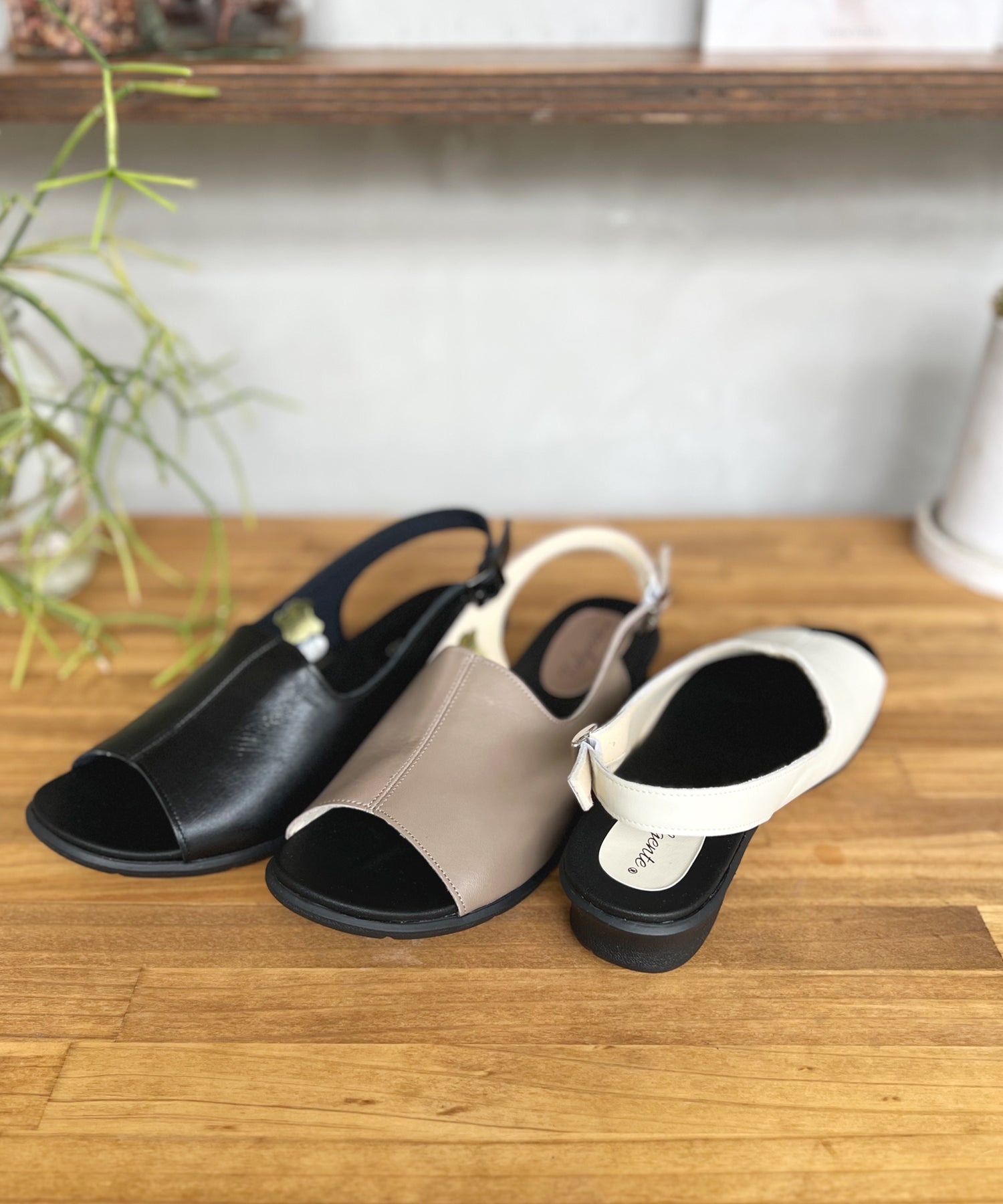 アドット adottona 【日本製】バックバンド本革コンフォートサンダル （OAK） OAK