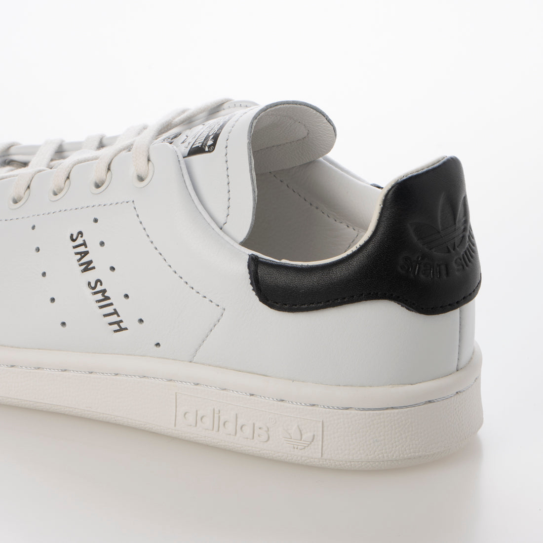 adidas Originals Stan Smith Luxury leather sneakers genuine leather black and white shoes men women