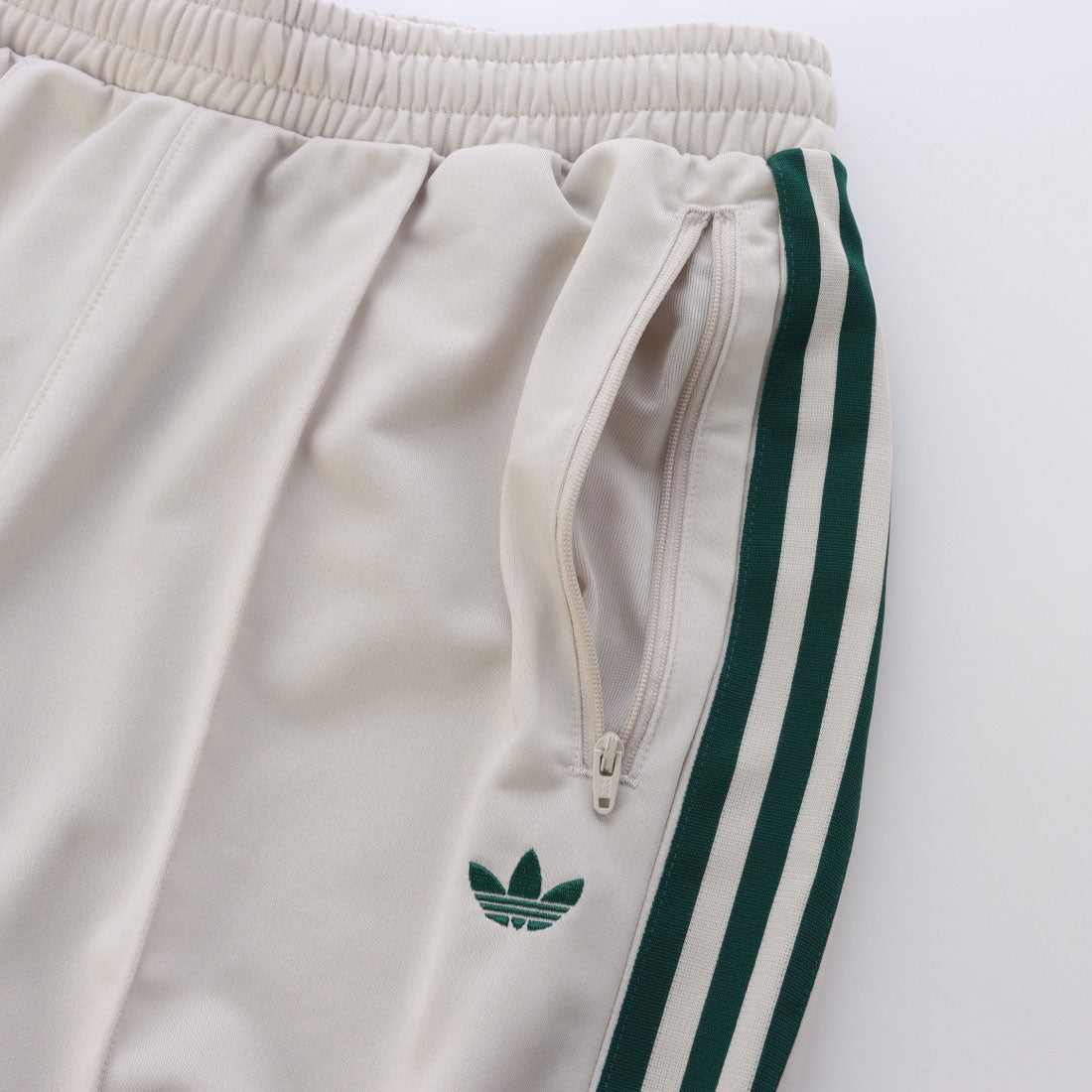 アディダス オリジナルス adidas Originals ベッケンバウアー トラックパンツ JD5262 ベージュ ジャージ メンズ レディース （Cl Brown(JD5262)） Cl Brown(JD5262)