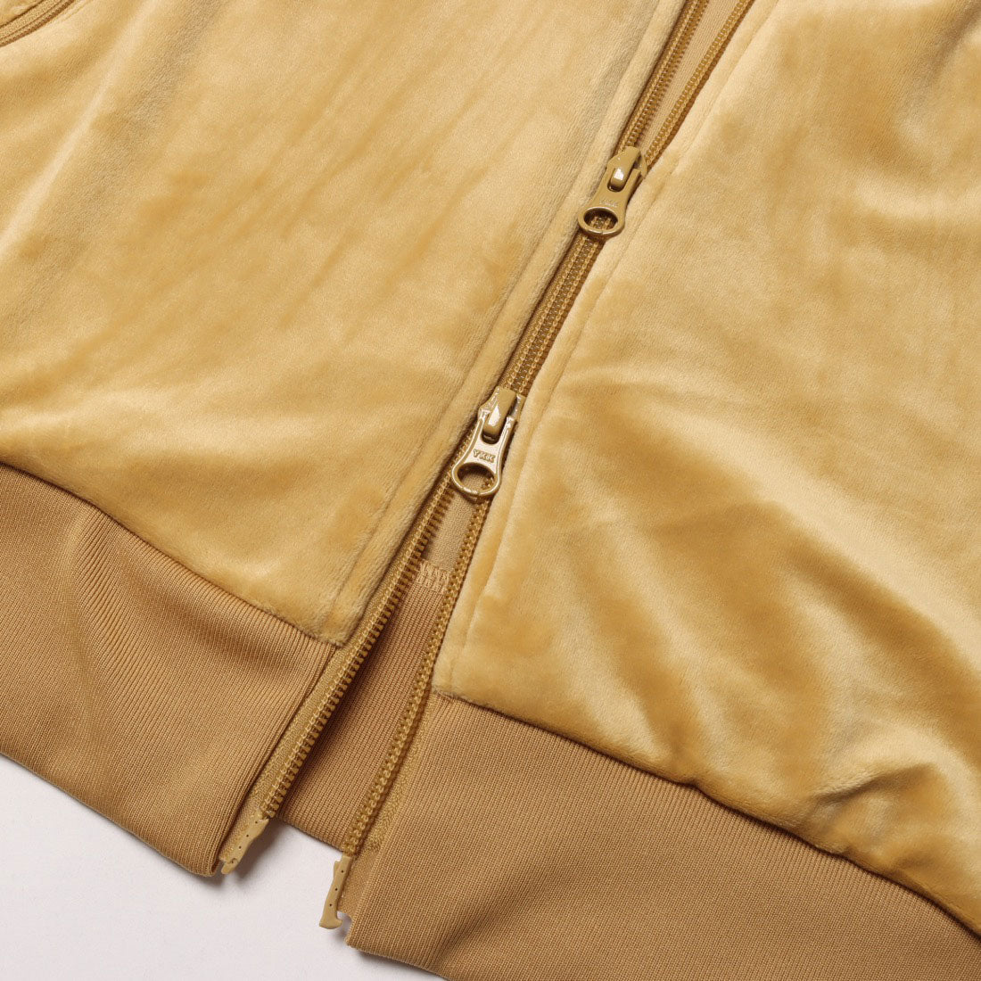 アディダス オリジナルス adidas Originals ベッケンバウアー ベロア トラックトップジャージ JM2270 ベージュ メンズ レディース （GOLDEN BEIGE(JM2270)） GOLDEN BEIGE(JM2270)