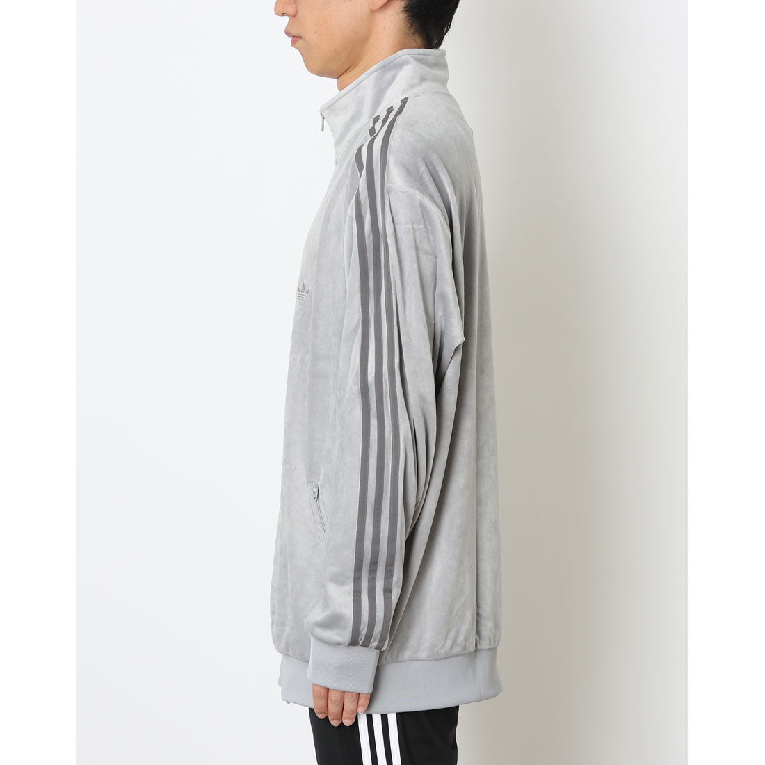 アディダス オリジナルス adidas Originals ベッケンバウアー ベロア トラックトップジャージ JM2271 シルバー メンズ レディース （LIGHT ONIX(JM2271)） LIGHT ONIX(JM2271)