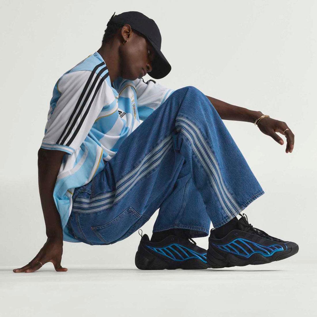 アディダス オリジナルス adidas Originals ファイヤーバード アディカラー デニム パンツ（FIREBIRD ADICOLOR DENIM PANTS） （Medium Vintage Denim） Medium Vintage Denim