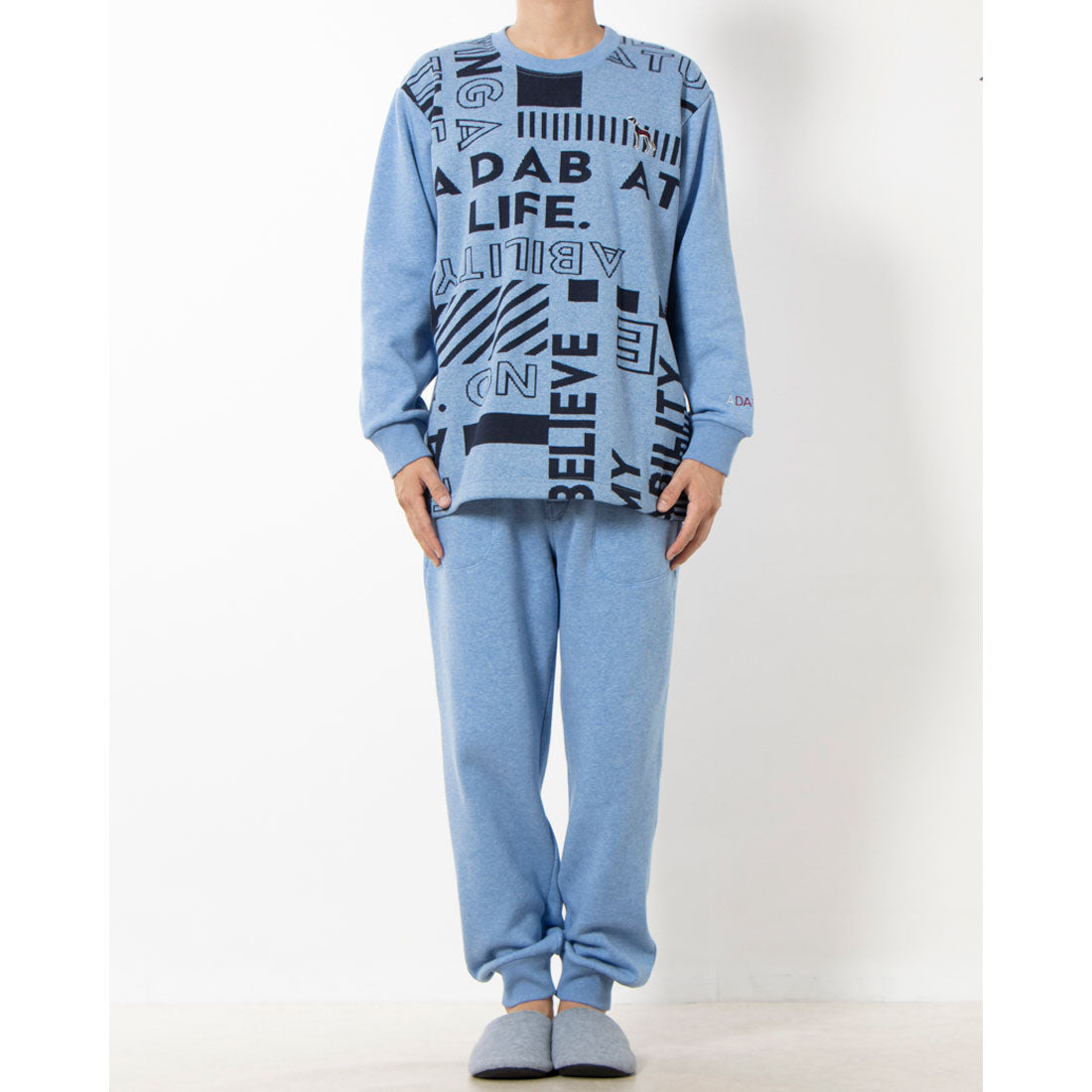 adabat RELAX WEAR / UNDER WEAR Long-sleeved crew neck pajamas