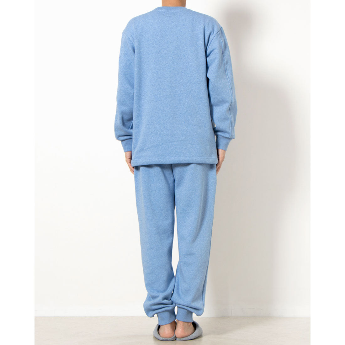 adabat RELAX WEAR / UNDER WEAR Long-sleeved crew neck pajamas