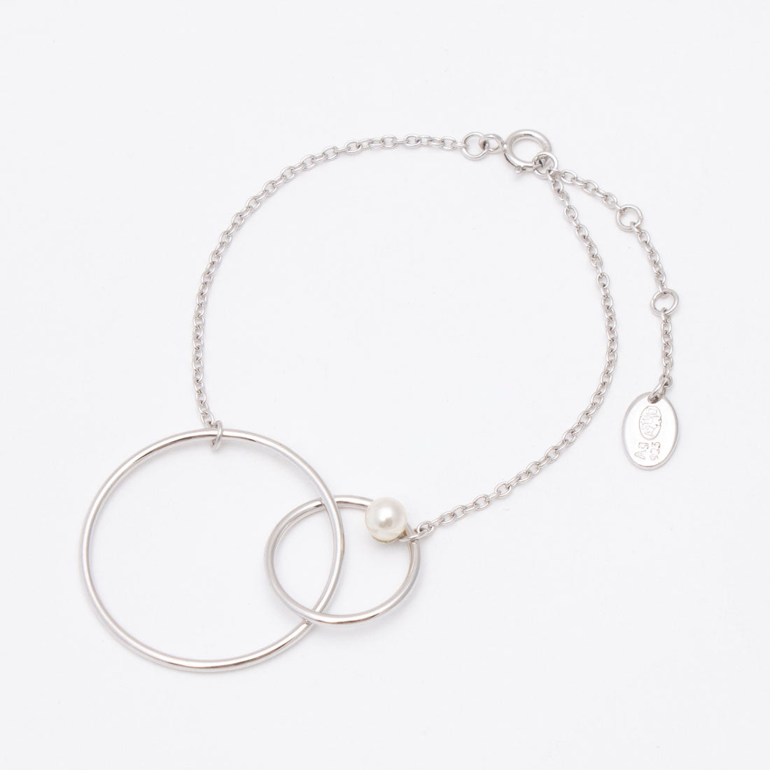 アガタ パリ AGATHA PARIS サチュルヌチェーンブレスレット、2リングス、パール／シルバー （パール／シルバー） パール／シルバー