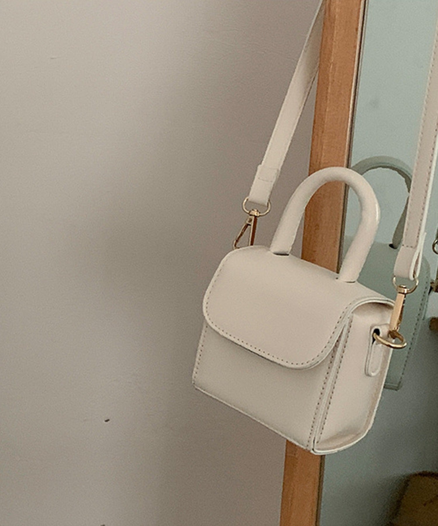 aimoha Korean-style faux leather mini shoulder bag