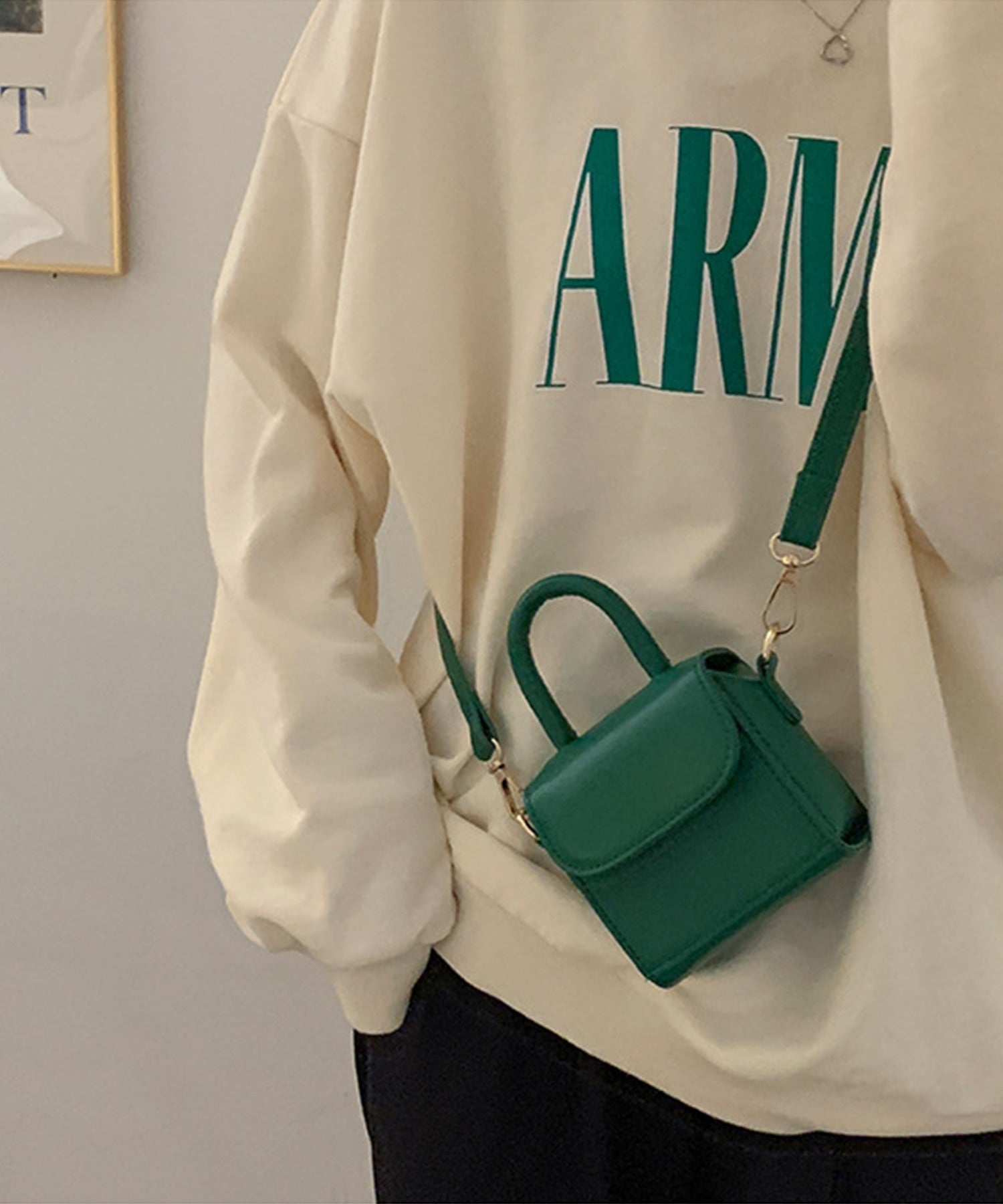 aimoha Korean-style faux leather mini shoulder bag