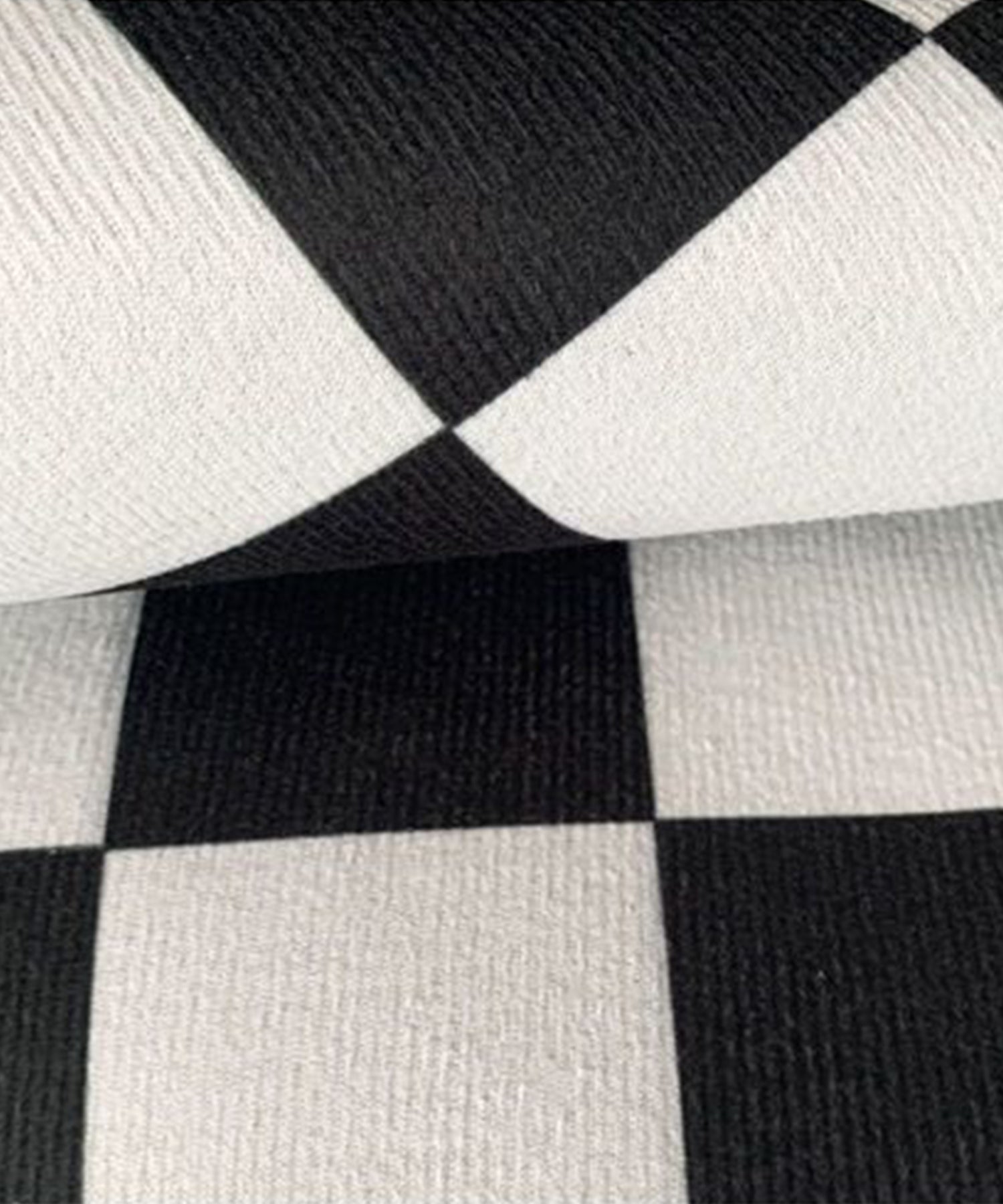 Aimoha Checkered Pattern Rug Carpet Living Room Bed Nordic Non-Slip Washable SNS Friendly 60*90cm