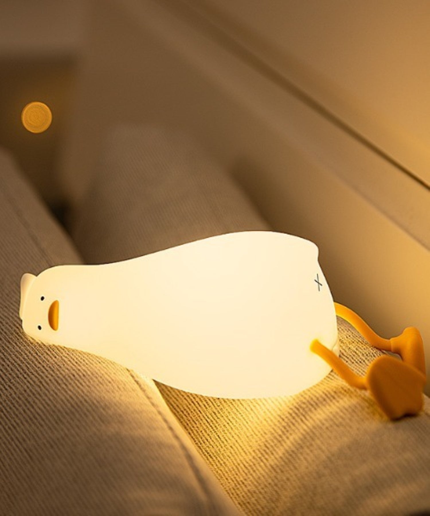 Aimoha Camouflage Tabletop Light USB Rechargeable Smartphone Stand [Non-returnable item]
