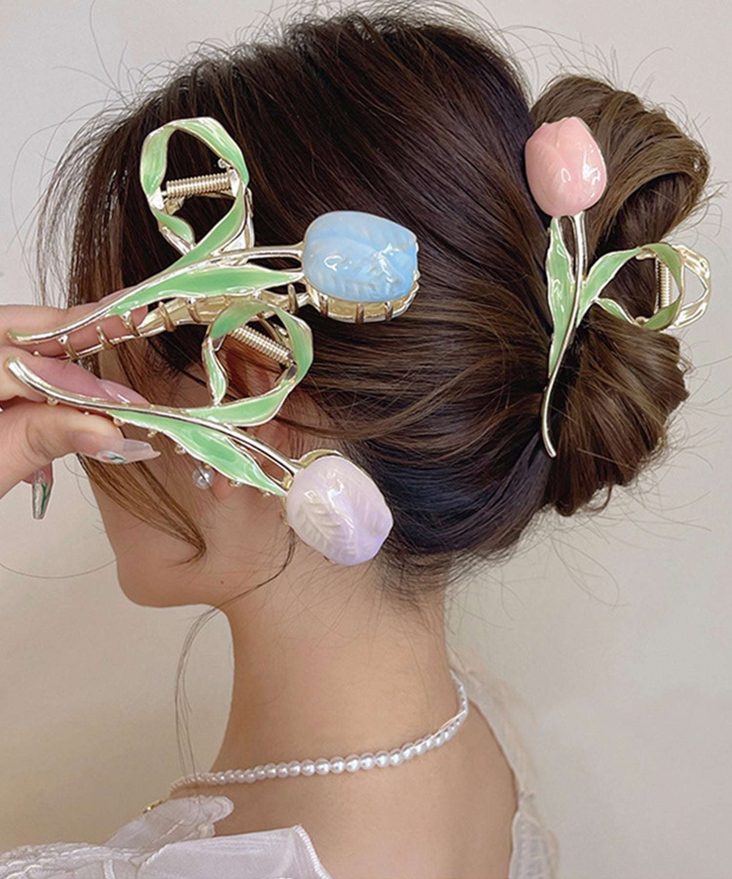アイモハ aimoha チューリップ形ヘアクリップ （ブルー） ブルー