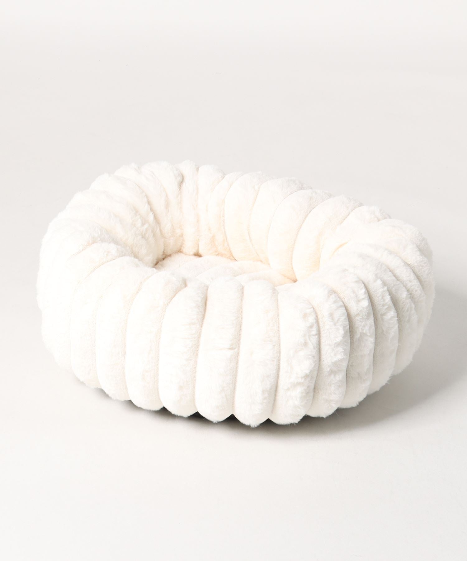 アイモハ aimoha aimoha home/ラウンド型ペットベッド 【返品不可商品】 （ホワイト） ホワイト