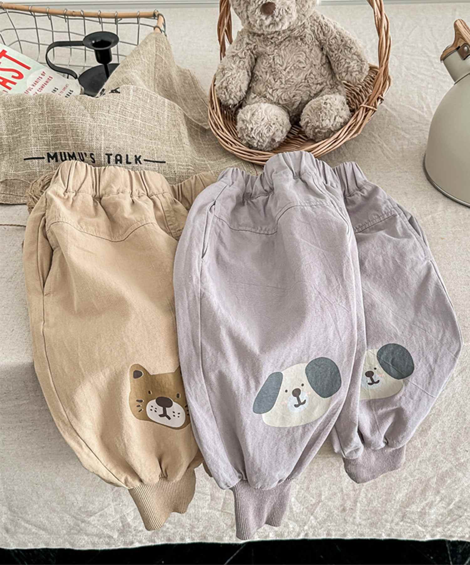 アイモハ aimoha 【aimohaーKIDSー】韓国子供服 可愛い猫ワッペンプリント裾絞りパンツ
