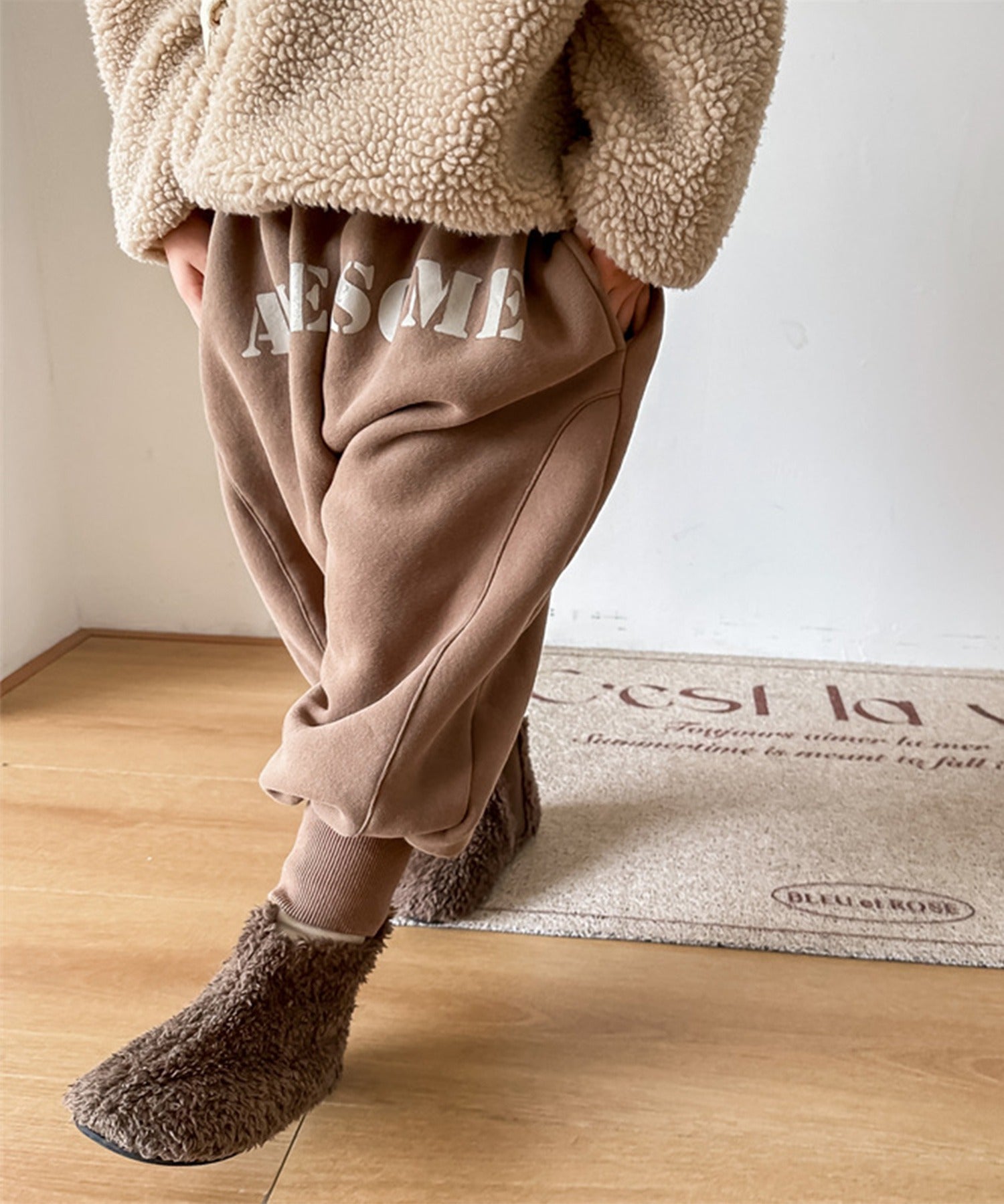aimoha 【aimoha-KIDS】 Korean children's clothing Unique English letter print fleece-lined sweatpants