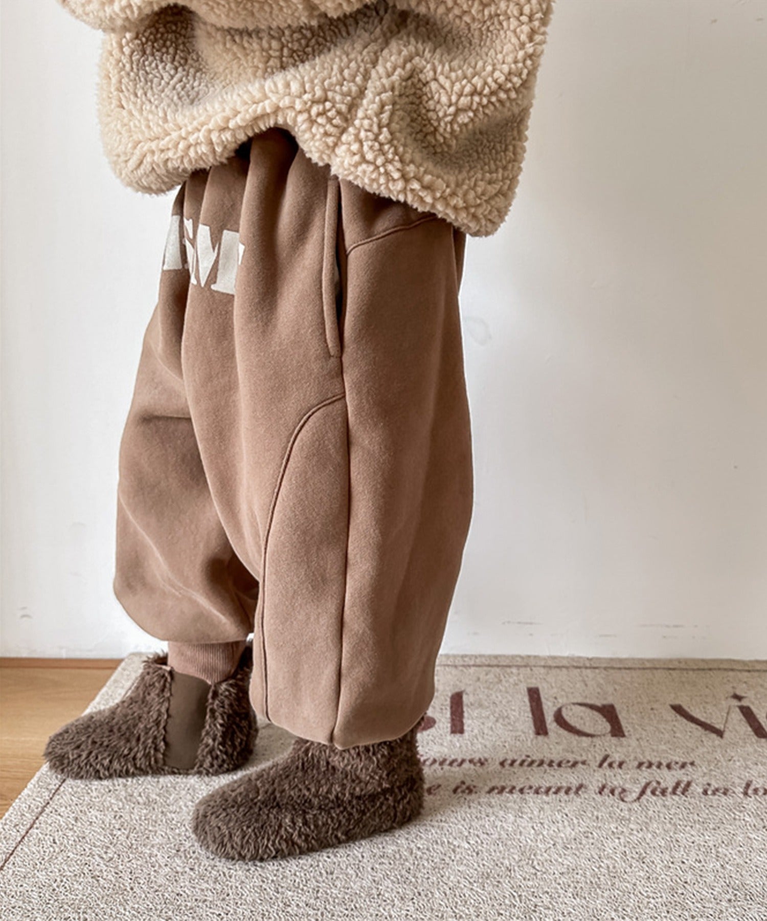 aimoha 【aimoha-KIDS】 Korean children's clothing Unique English letter print fleece-lined sweatpants