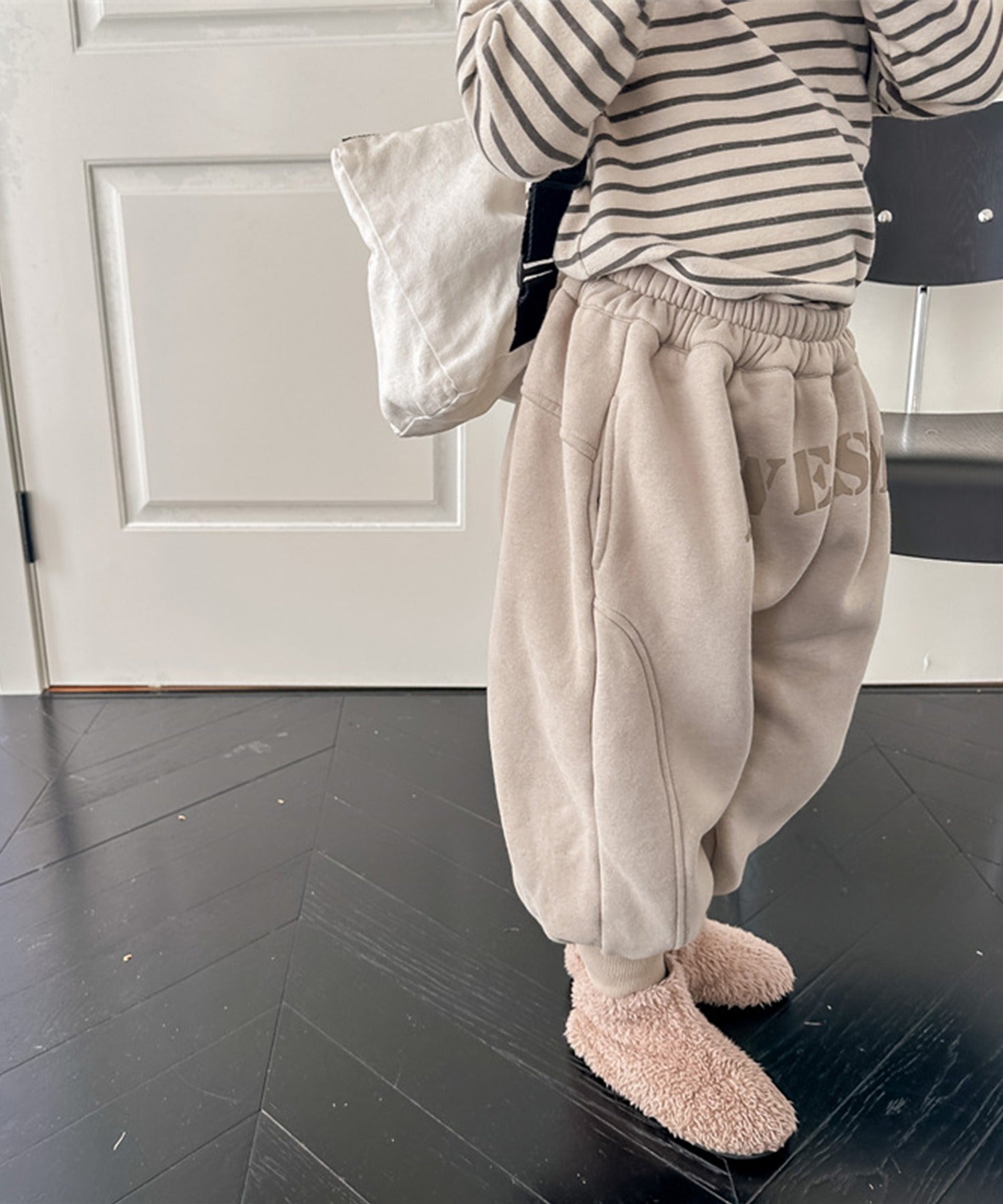 aimoha 【aimoha-KIDS】 Korean children's clothing Unique English letter print fleece-lined sweatpants