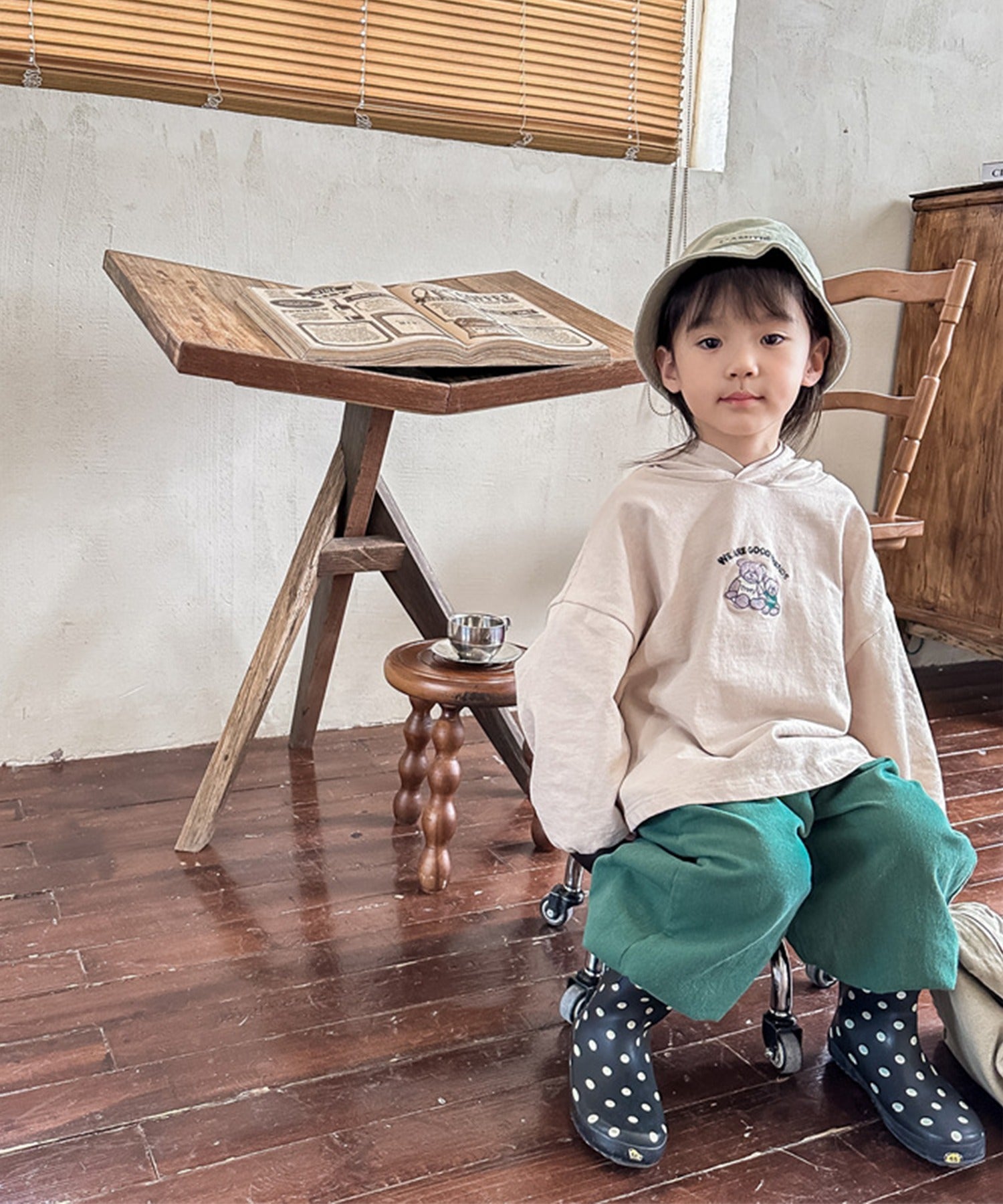 aimoha 【aimoha-KIDS】 Korean children's clothing balloon pants with one-point embroidery