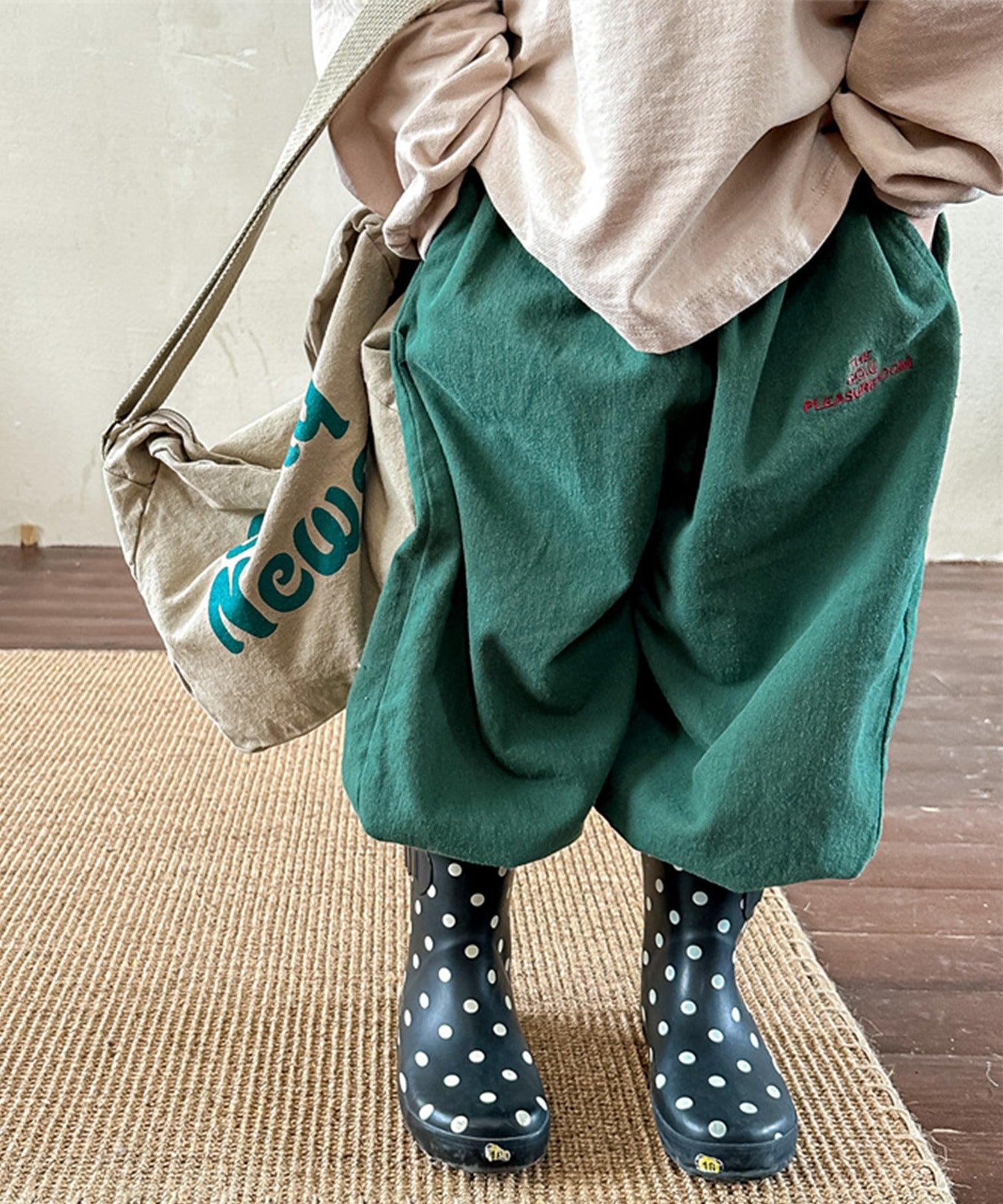 aimoha 【aimoha-KIDS】 Korean children's clothing balloon pants with one-point embroidery