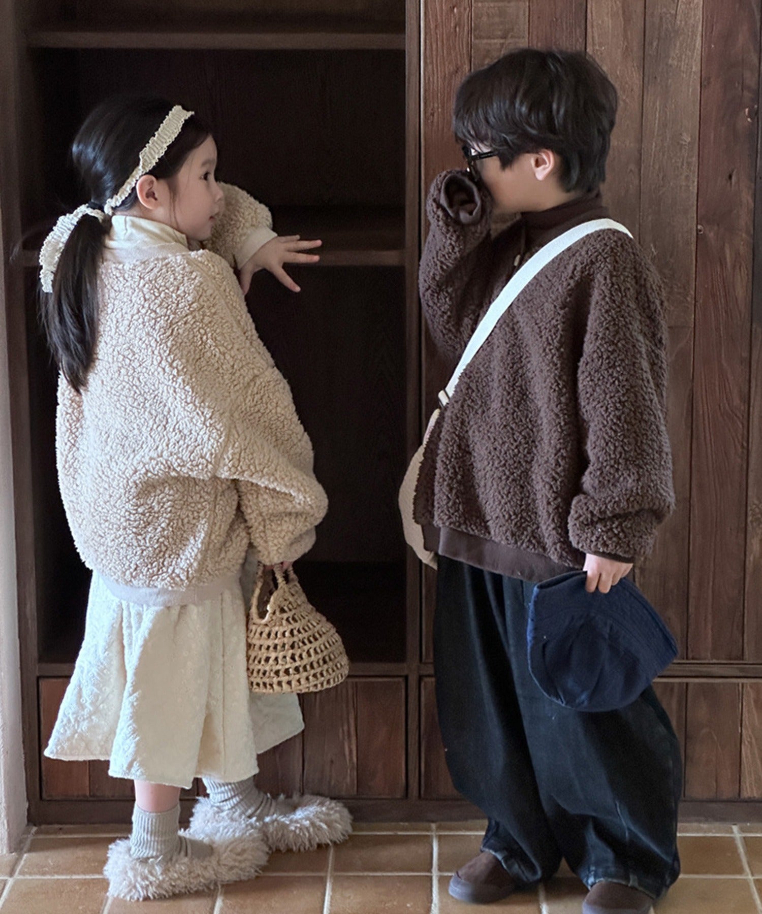 アイモハ aimoha 【aimohaーKIDSー】韓国子供服 ボアオーバースウェット （ブラウン） ブラウン