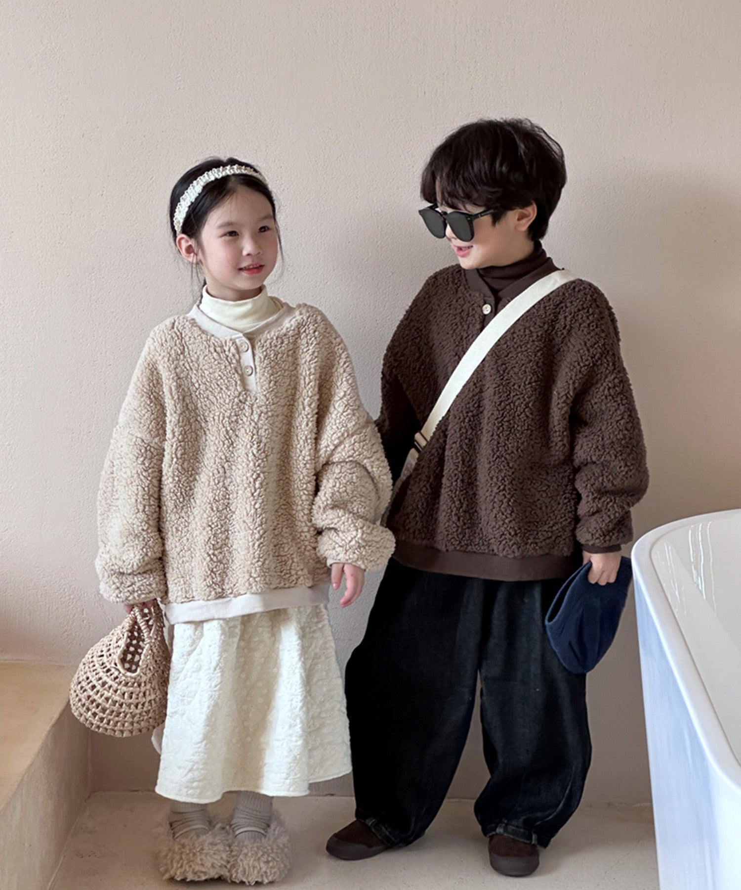 アイモハ aimoha 【aimohaーKIDSー】韓国子供服 ボアオーバースウェット （ブラウン） ブラウン
