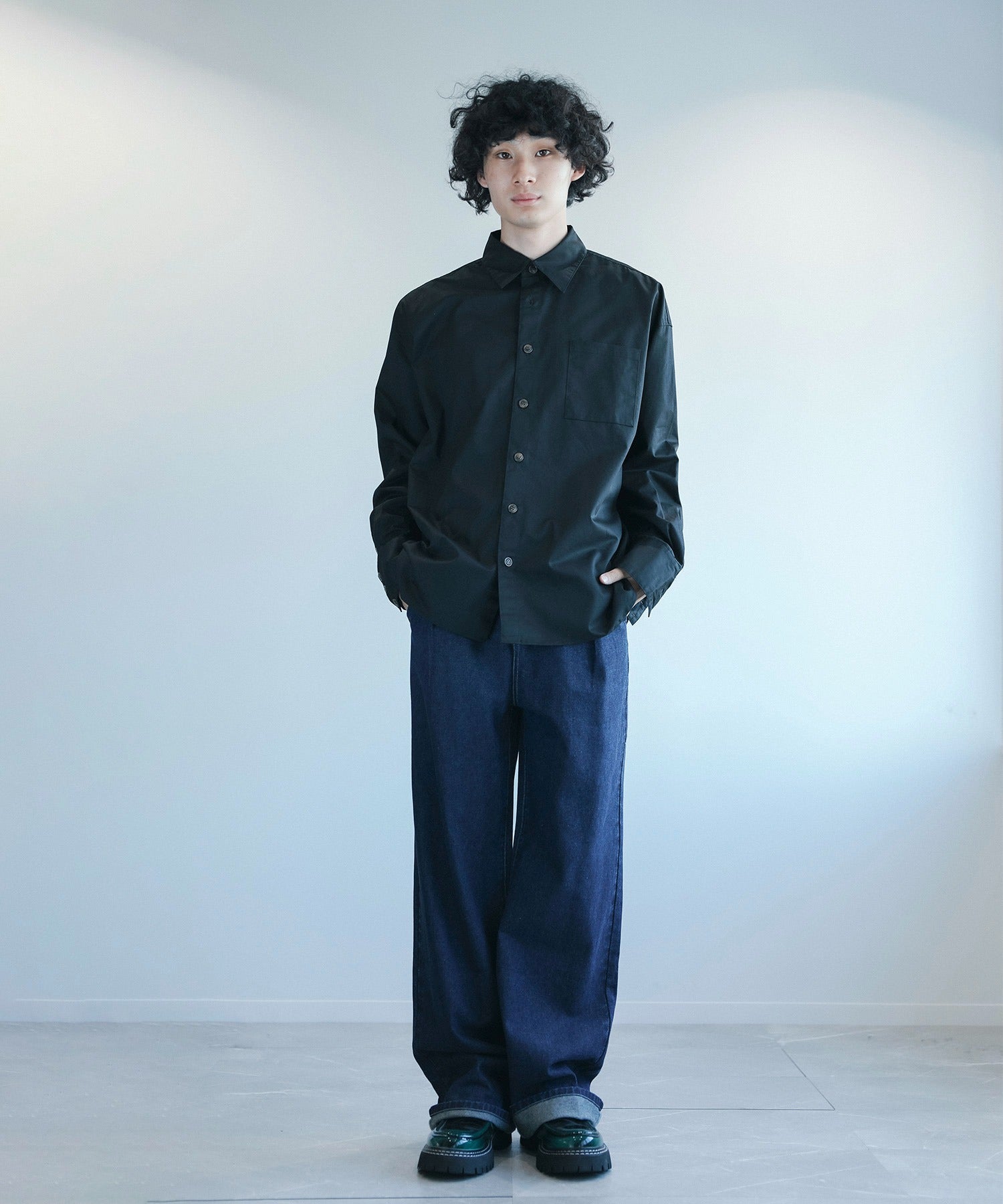 アイモハ aimoha aimoha men大版型背刺繡襯衫
