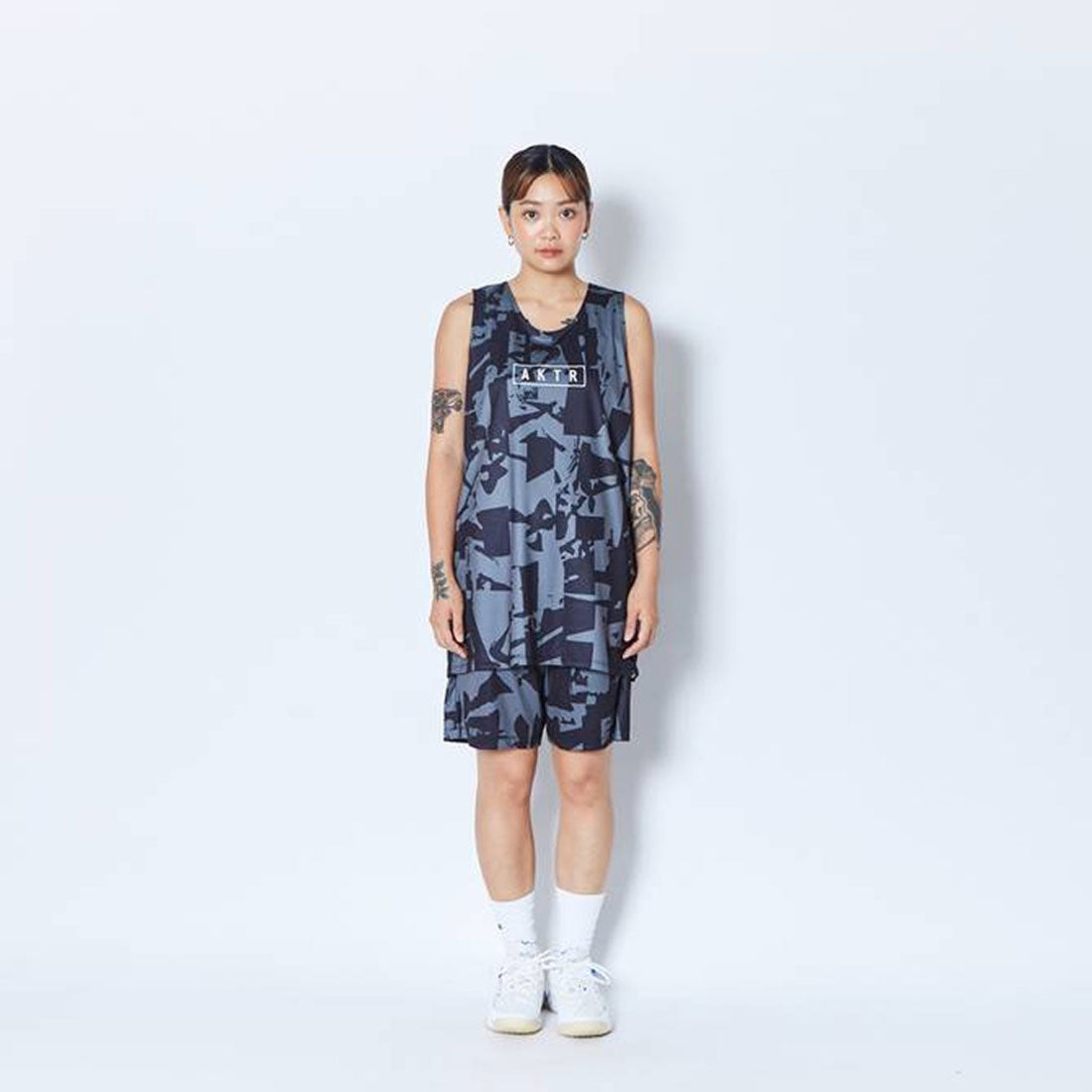 アクター AKTR AKTR CUT-UP CAMO REVERSIBLE TANK（アクター カットアップ カモ リバーシブル タンク） （BKxWH） BKxWH
