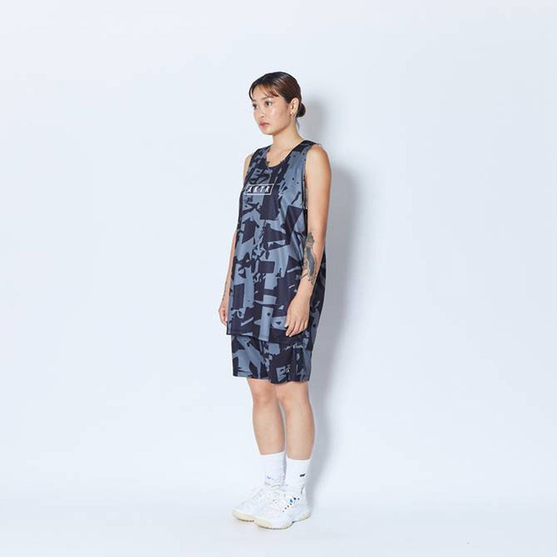 アクター AKTR AKTR CUT-UP CAMO REVERSIBLE TANK（アクター カットアップ カモ リバーシブル タンク） （BKxWH） BKxWH