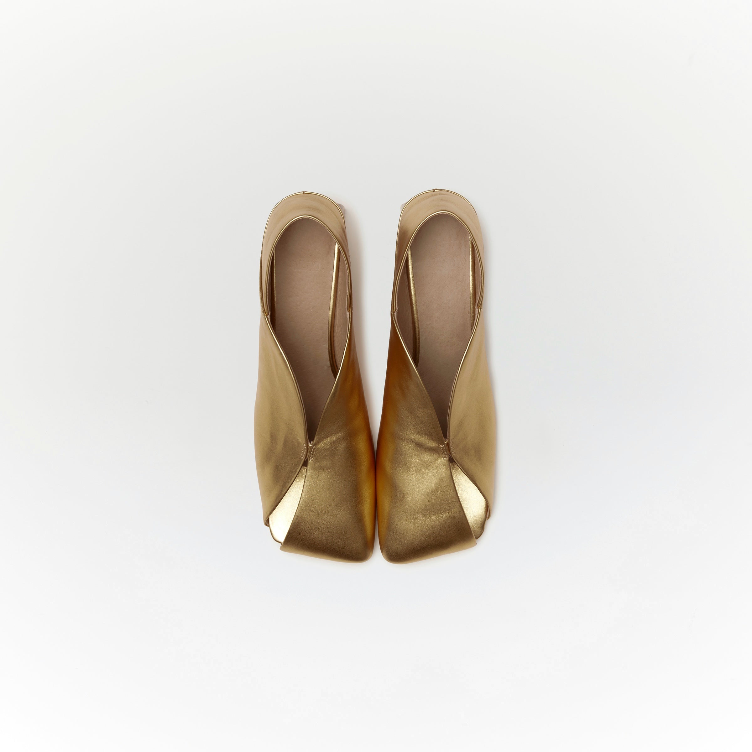 ERIN LEATHER PUMPS