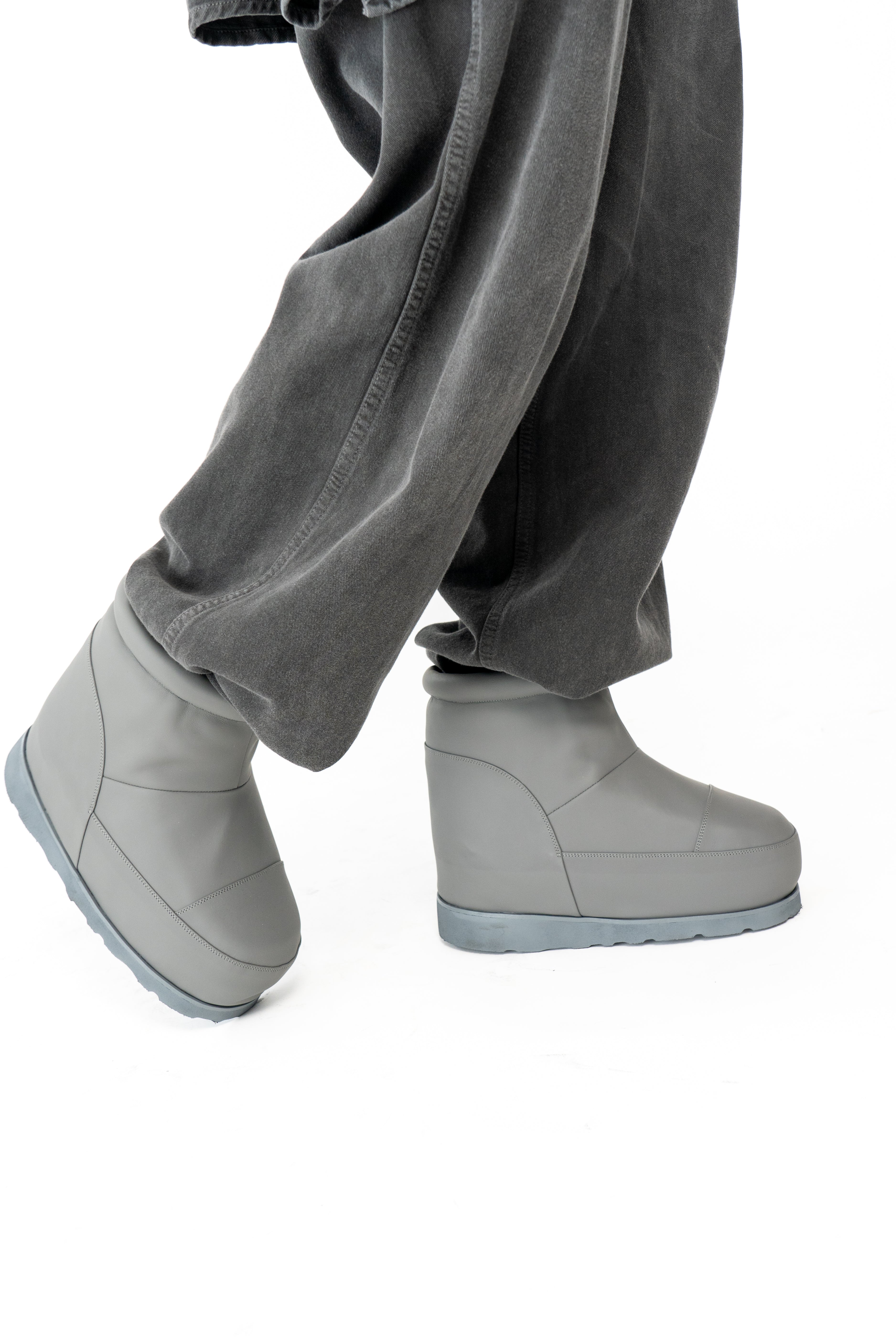 MOZU LEATHER BOOTS