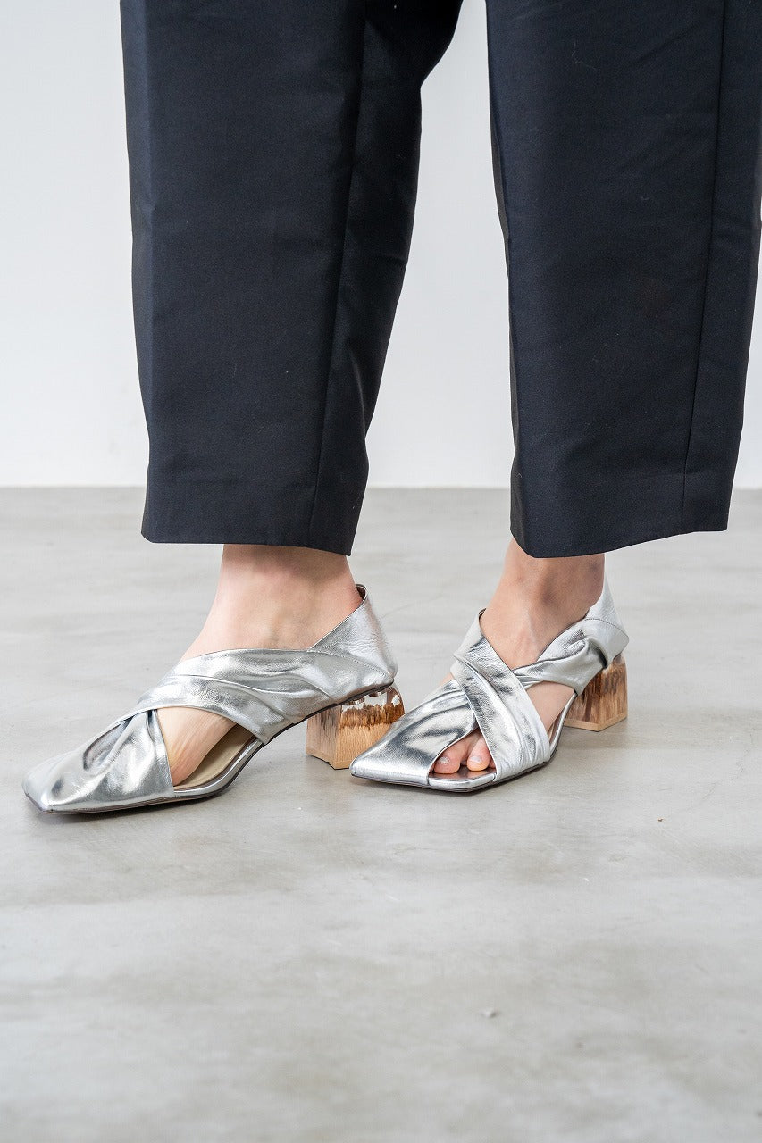 HEIDI LEATHER PUMPS