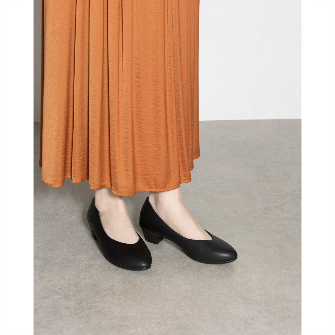 ALL DAY WALK Almond Toe Pumps