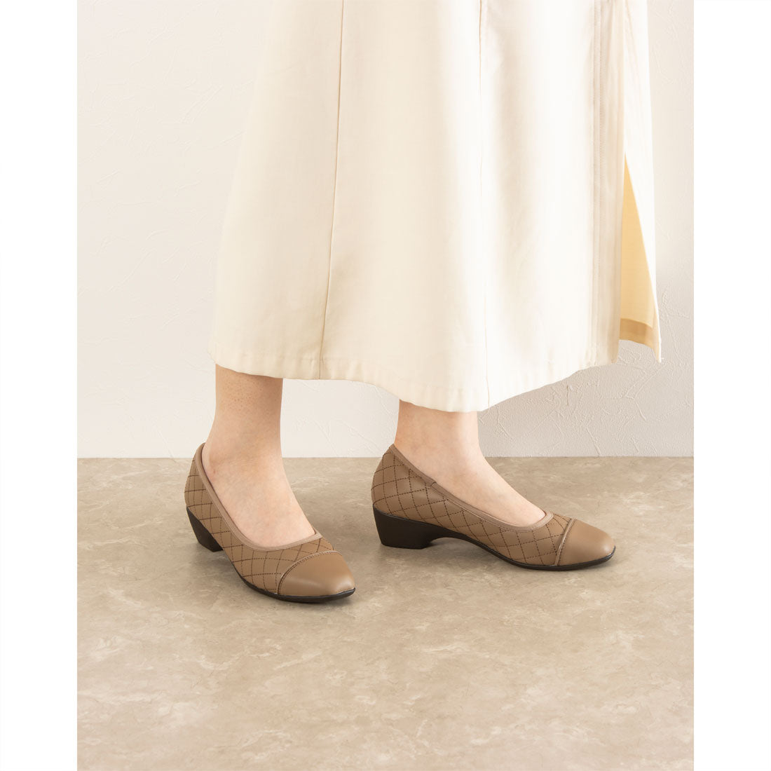 ALL DAY Walk Square Toe Pumps