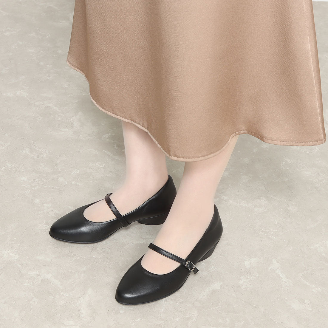 アルキ ALKi やわらかシープレザー 甲ベルトパンプス