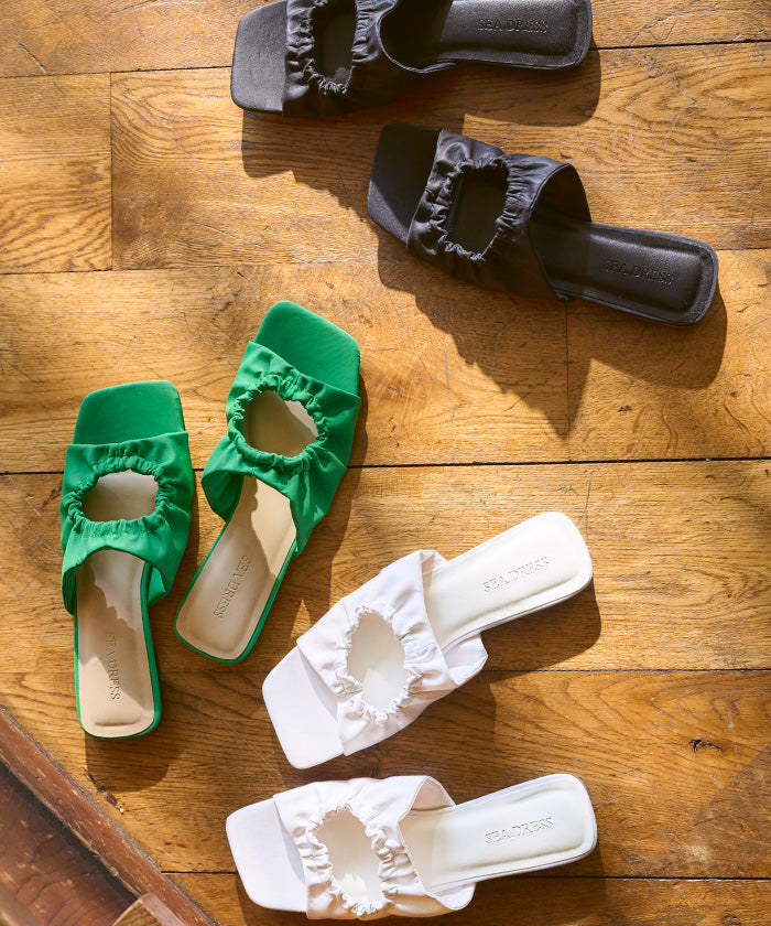 Seedless SEA DRESS Gathered Design Sandals