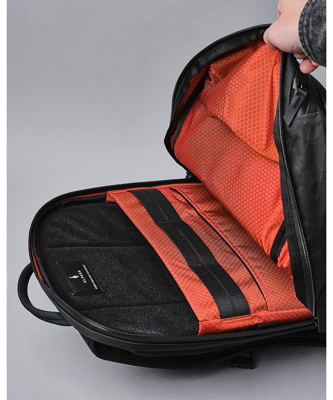 アルパカ ALPAKA アルパカ リュック メンズ エレメンツバックパックプロ ビジネスリュック バッグ 防水 ALPAKA ELEMENTS BACKPACK PRO XーPac V （ブラック） ブラック