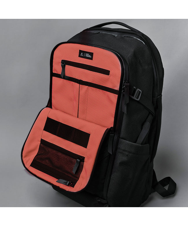 アルパカ ALPAKA 新商品/アルパカ/エレメンツトラベルバックパック/X-PAC/16インチPC/35L/ウエストベルト付【elem-tl-bp-bundle】 （ブラック） ブラック