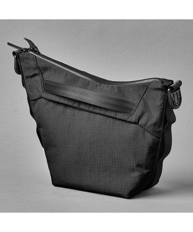 アルパカ ALPAKA FLOW SATCHEL /ショルダーバッグ【flow-satchel-2l】 （ブラック） ブラック