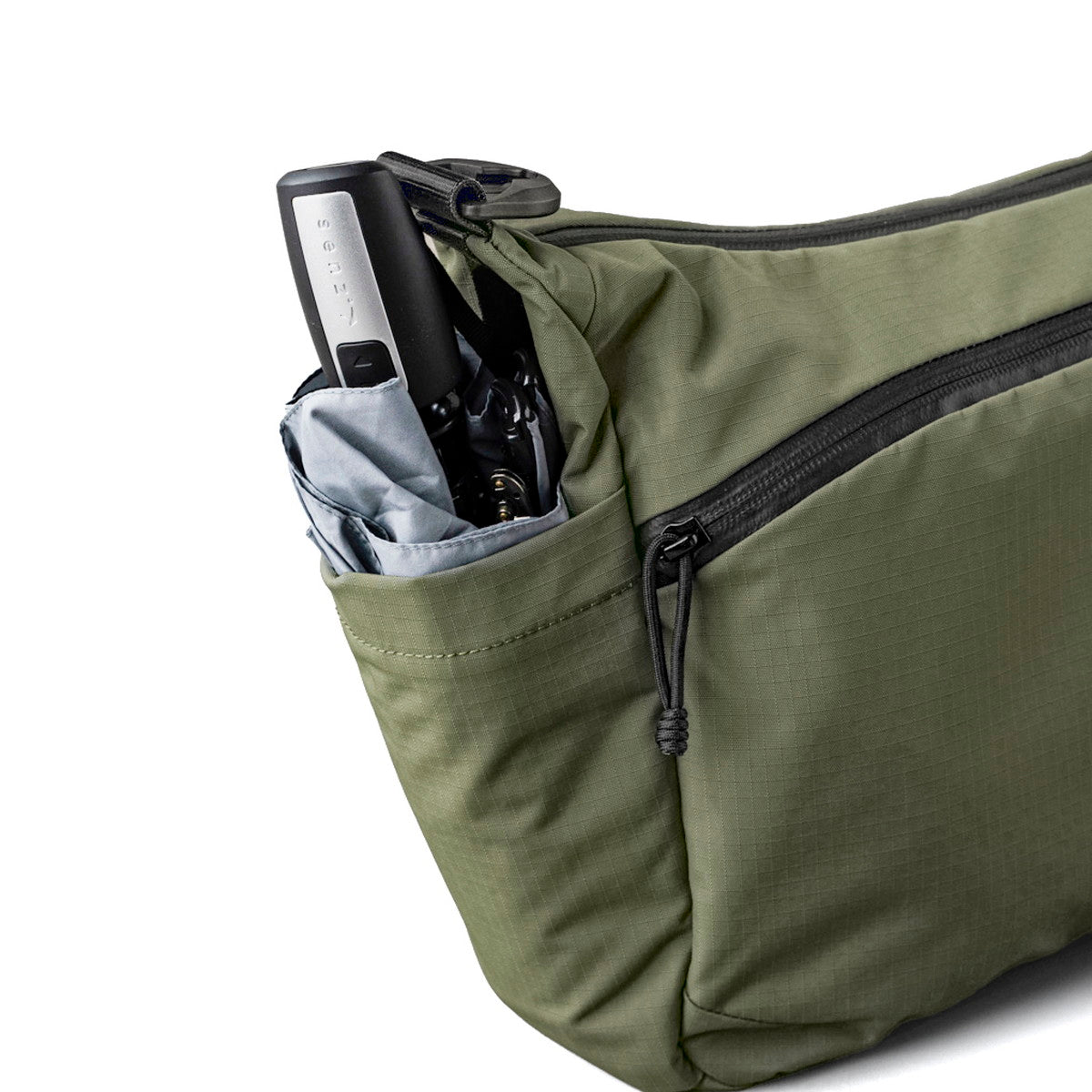 アルパカ ALPAKA ショルダーバッグ ブランド ビジネス ナイロン 丈夫 肩掛け ファスナー 横型 無地 大人 A4 11L FLIGHT SATCHEL 4246 （GREEN） GREEN