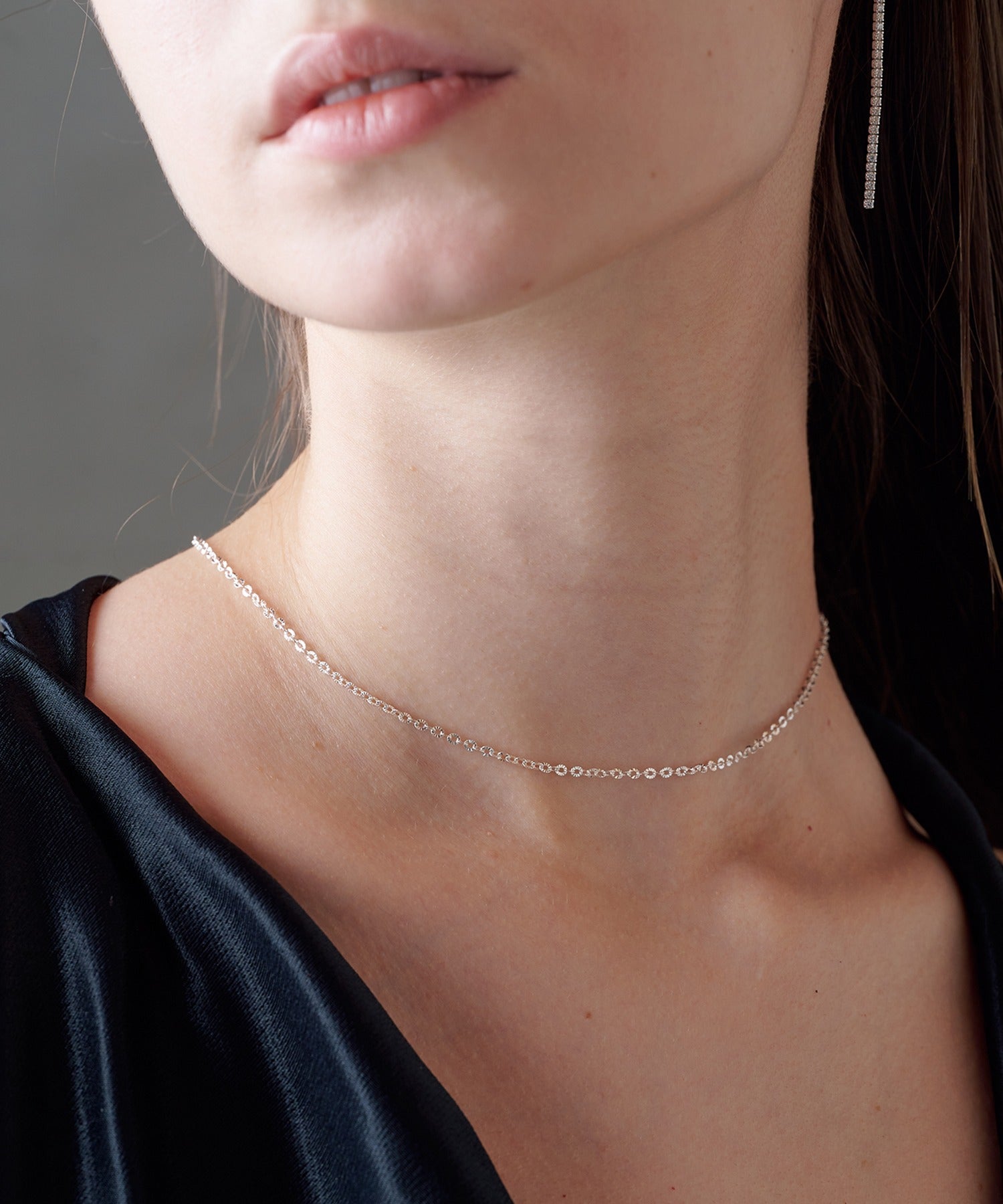 アリュレル ALLURELLE グリッターチェーンネックレス KNF127 （シルバー） シルバー