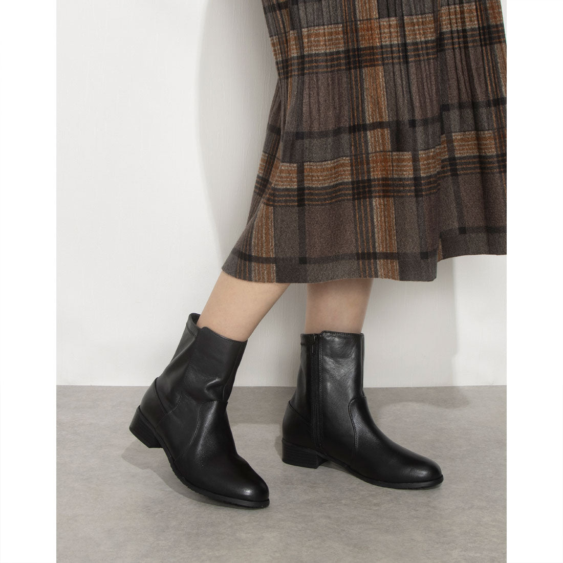 ALPHA CUBIC Genuine Leather Soft Short Boots