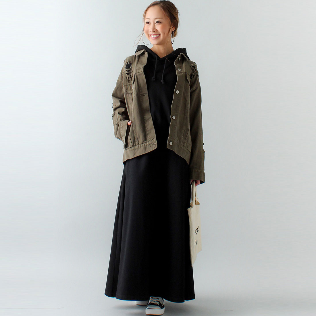 ジュノア JUNOAH Aライン長袖スウェットマキシ丈パーカーワンピース