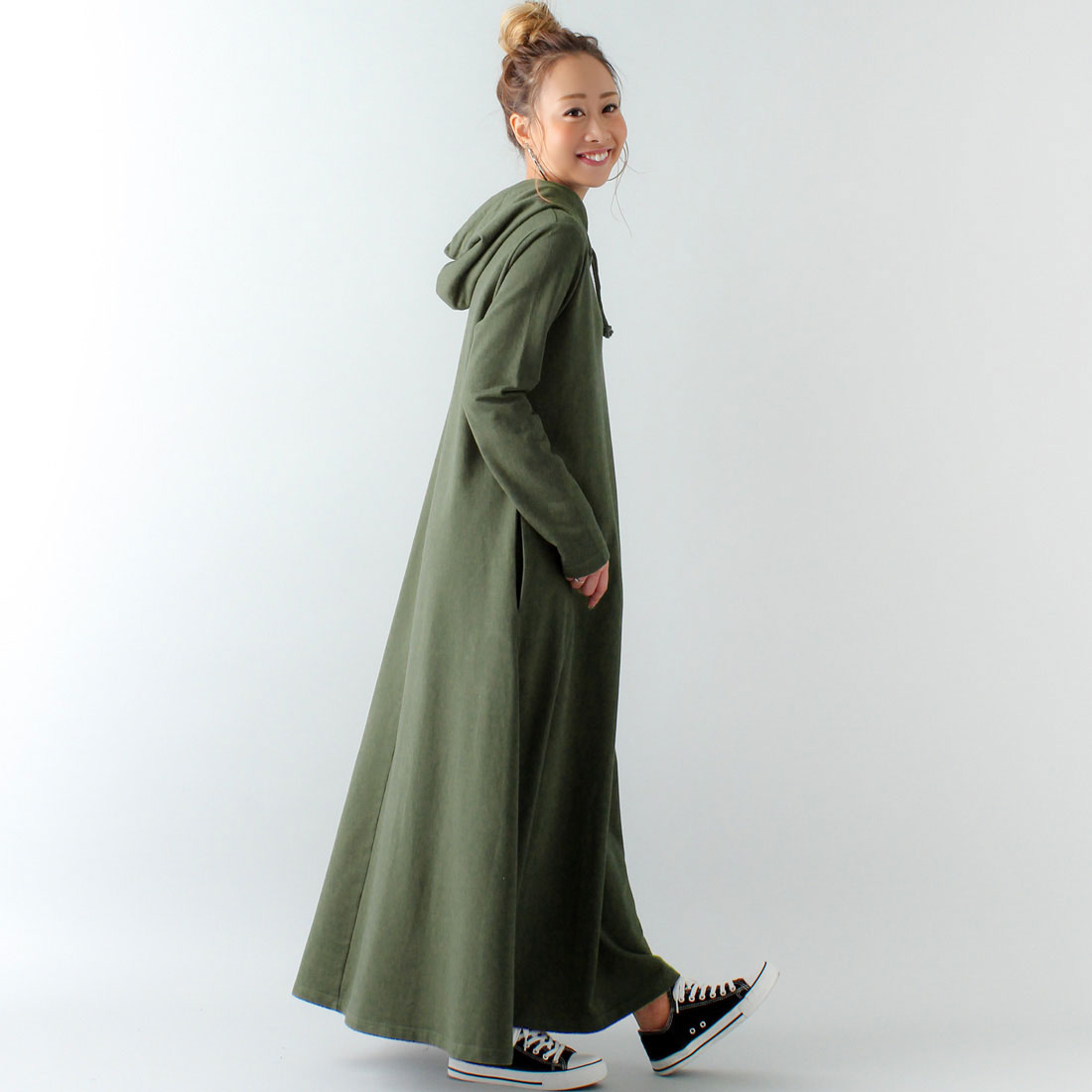 ジュノア JUNOAH Aライン長袖スウェットマキシ丈パーカーワンピース