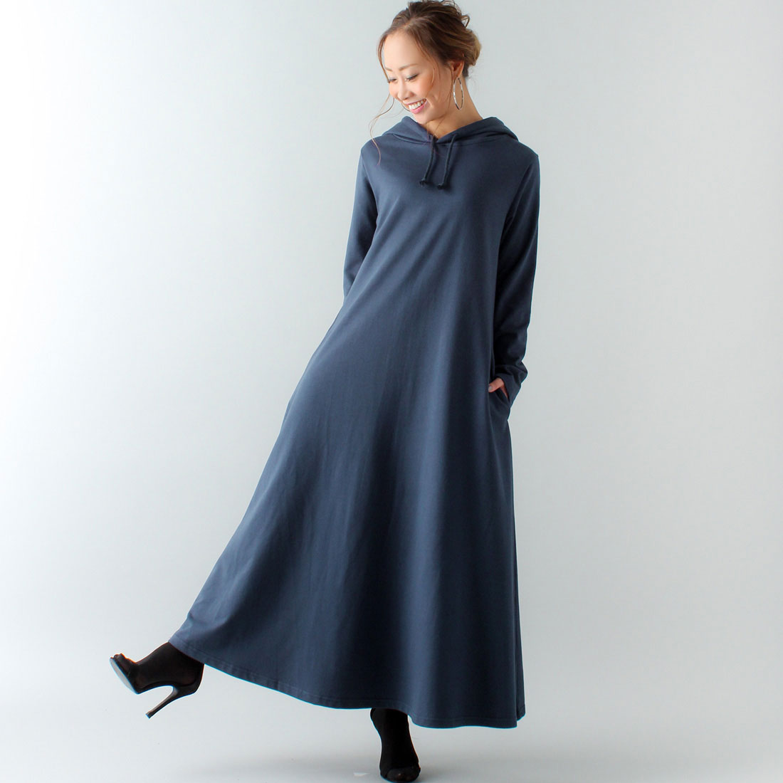 ジュノア JUNOAH Aライン長袖スウェットマキシ丈パーカーワンピース
